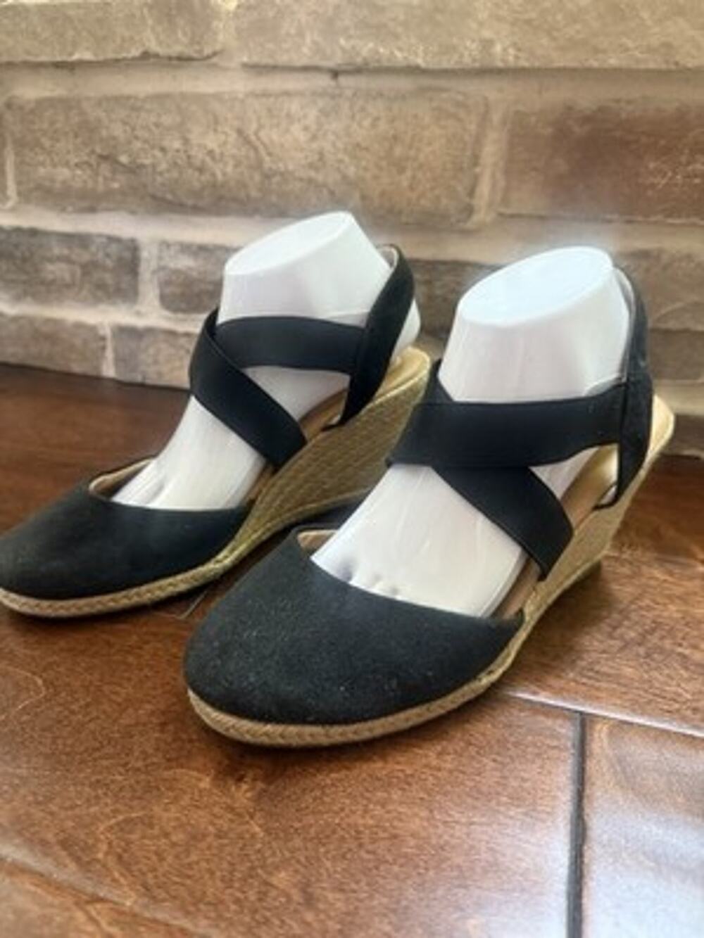 Me Too Brayden Womens Size 10 Black Espadrille Wedge Sandals Elastic Strap